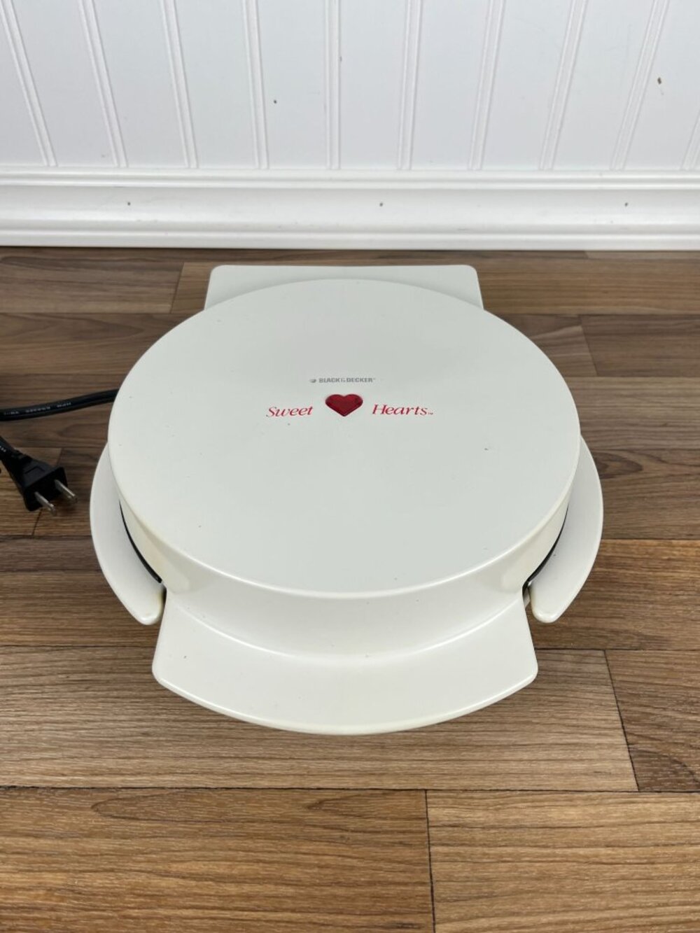 Black & Decker Sweet Hearts Waffle Maker G12 Tested Vintage Heart Shape Iron